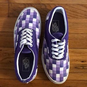 Vans - Checkerboard Era - women’s 8.5 men’s 7